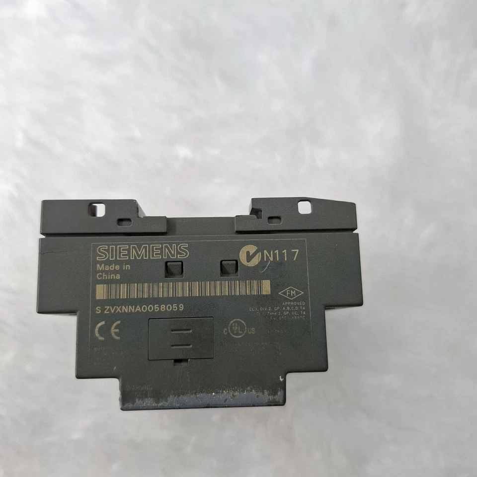 SIEMENS LOGO WITH EXPANSION MODULE AC/DC 115..240V (Cosmetic Damaged) FREE SHIP